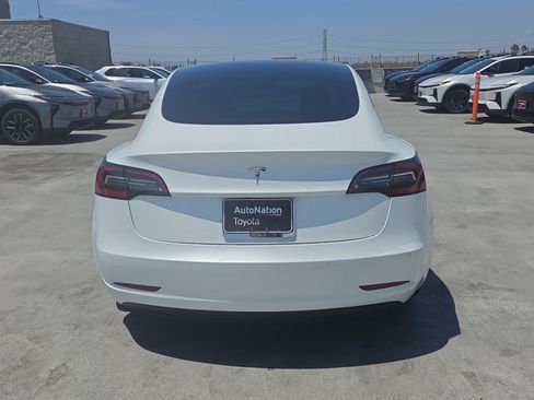 Used 2021 Tesla Model 3 Standard Range Plus RWD image 7
