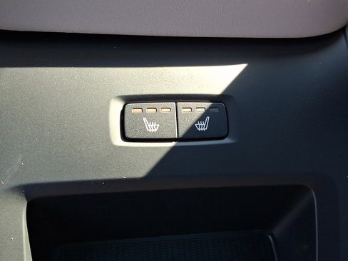 New 2026 Volvo XC60 B5 Plus w/ Climate Package image 6