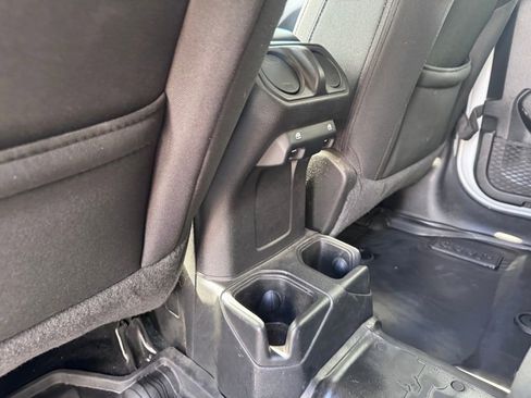 Used 2022 Jeep Wrangler Unlimited Sport image 22