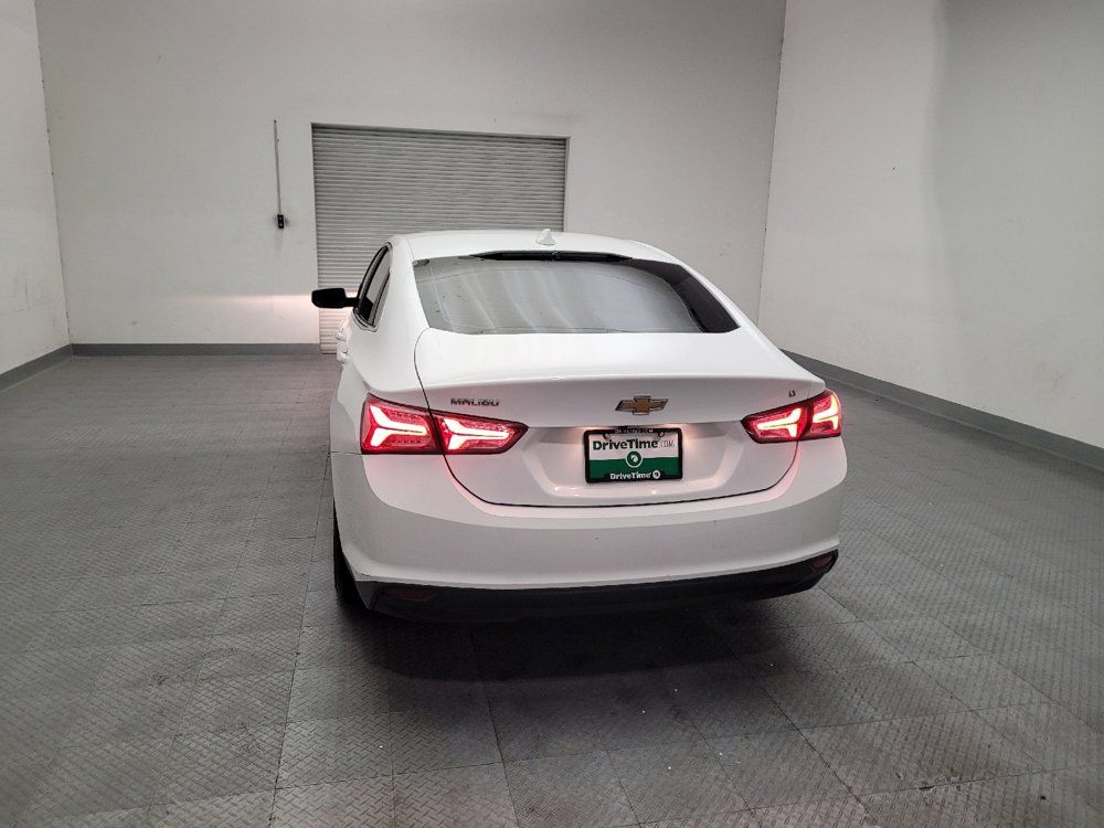 Used 2022 Chevrolet Malibu LT FWD image 6