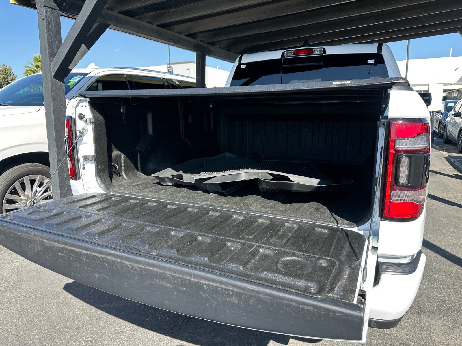 Used 2023 RAM 1500 Laramie RWD image 28