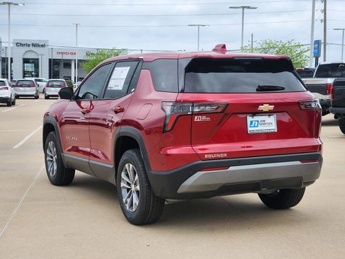 New 2026 Chevrolet Equinox LT w/ Safety and Technology Package FWD image 4