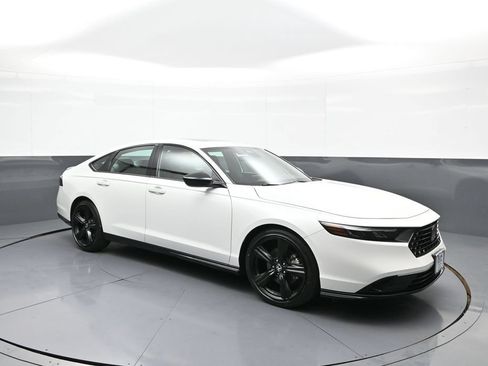 Certified 2023 Honda Accord Sport image 4