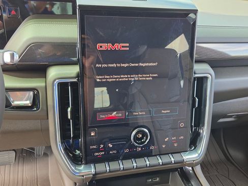 New 2026 GMC Yukon Elevation RWD image 17