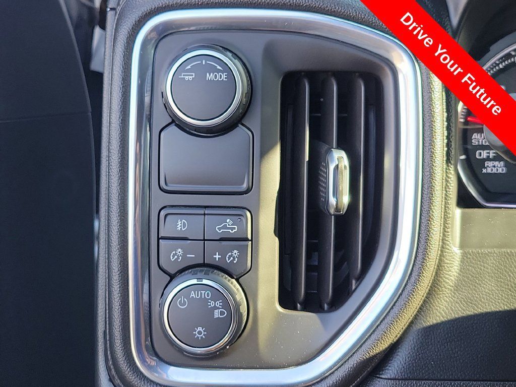 Used 2021 Chevrolet Silverado 1500 RST RWD image 18