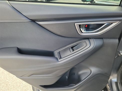 Used 2024 Subaru Forester Premium image 18