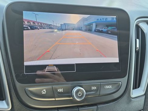 Used 2024 Chevrolet Malibu LT FWD image 17