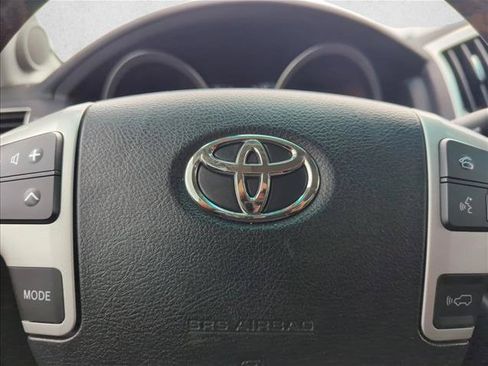 Used 2014 Toyota Land Cruiser AWD/4WD image 24