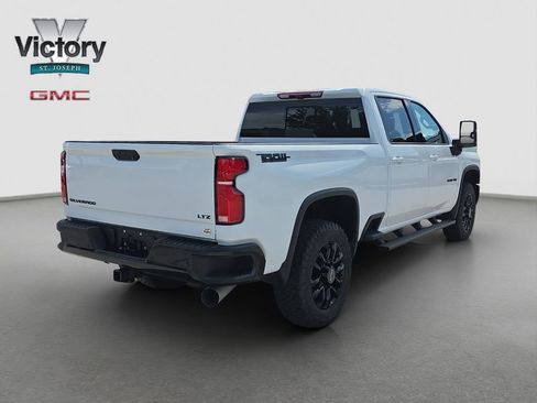 Used 2025 Chevrolet Silverado 3500 LTZ w/ Trail Boss Package AWD/4WD image 17