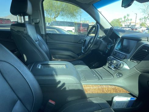 Used 2020 Chevrolet Tahoe Premier AWD/4WD image 7