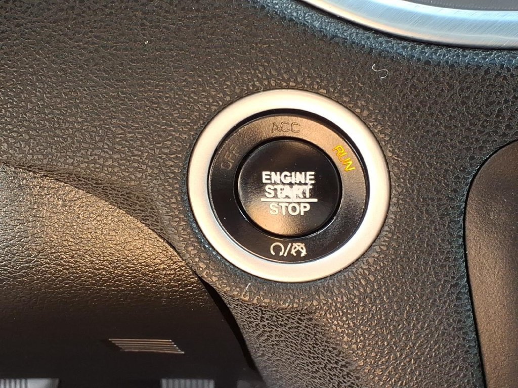 Used 2022 Dodge Charger SXT RWD image 24
