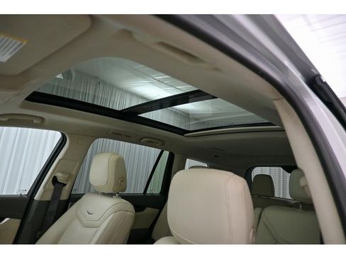 Used 2020 Cadillac XT6 Premium Luxury image 38