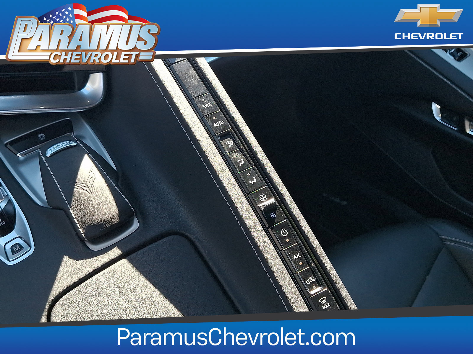 Used 2025 Chevrolet Corvette Stingray Coupe w/ 1LT RWD image 13