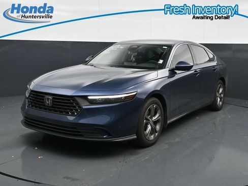 Used 2024 Honda Accord EX image 4