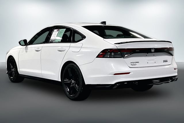 Used 2024 Honda Accord Sport image 6