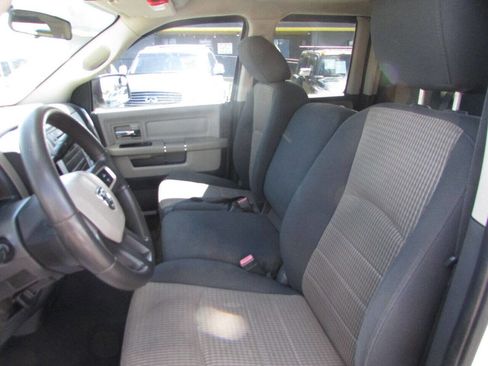 Used 2011 RAM 1500 Classic SLT RWD image 13