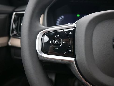 New 2026 Volvo XC90 B6 Plus w/ Protection Package Premier image 26