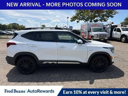 Used 2022 Kia Seltos Nightfall Edition AWD/4WD image 8