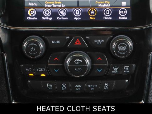 Used 2020 Jeep Grand Cherokee Altitude image 20