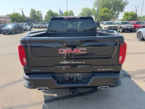 Used 2023 GMC Sierra 1500 Denali w/ Technology Package AWD/4WD image 9