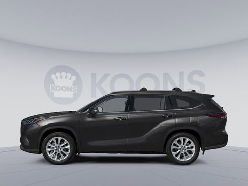 New 2026 Toyota Highlander Limited AWD/4WD image 4