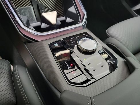 Used 2025 BMW X3 xDrive30i w/ Convenience Package image 12