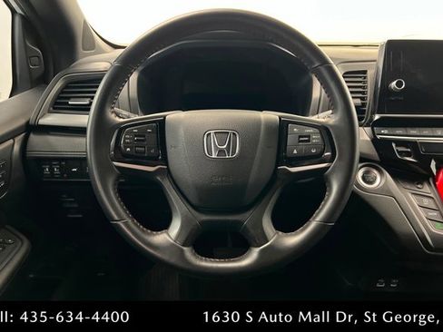 Used 2025 Honda Odyssey Sport-L image 12