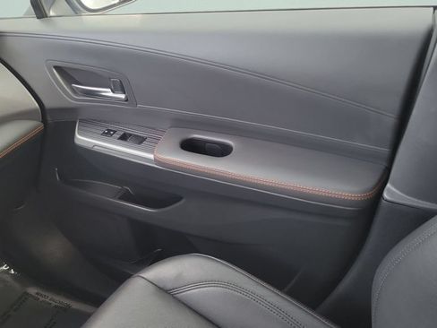 Used 2023 Toyota Sienna XSE FWD image 13