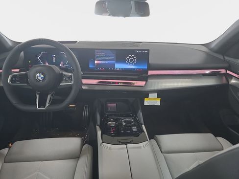 New 2026 BMW 530i w/ Executive Package RWD image 7
