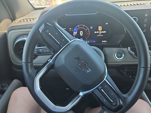 Used 2024 Chevrolet Colorado ZR2 image 15