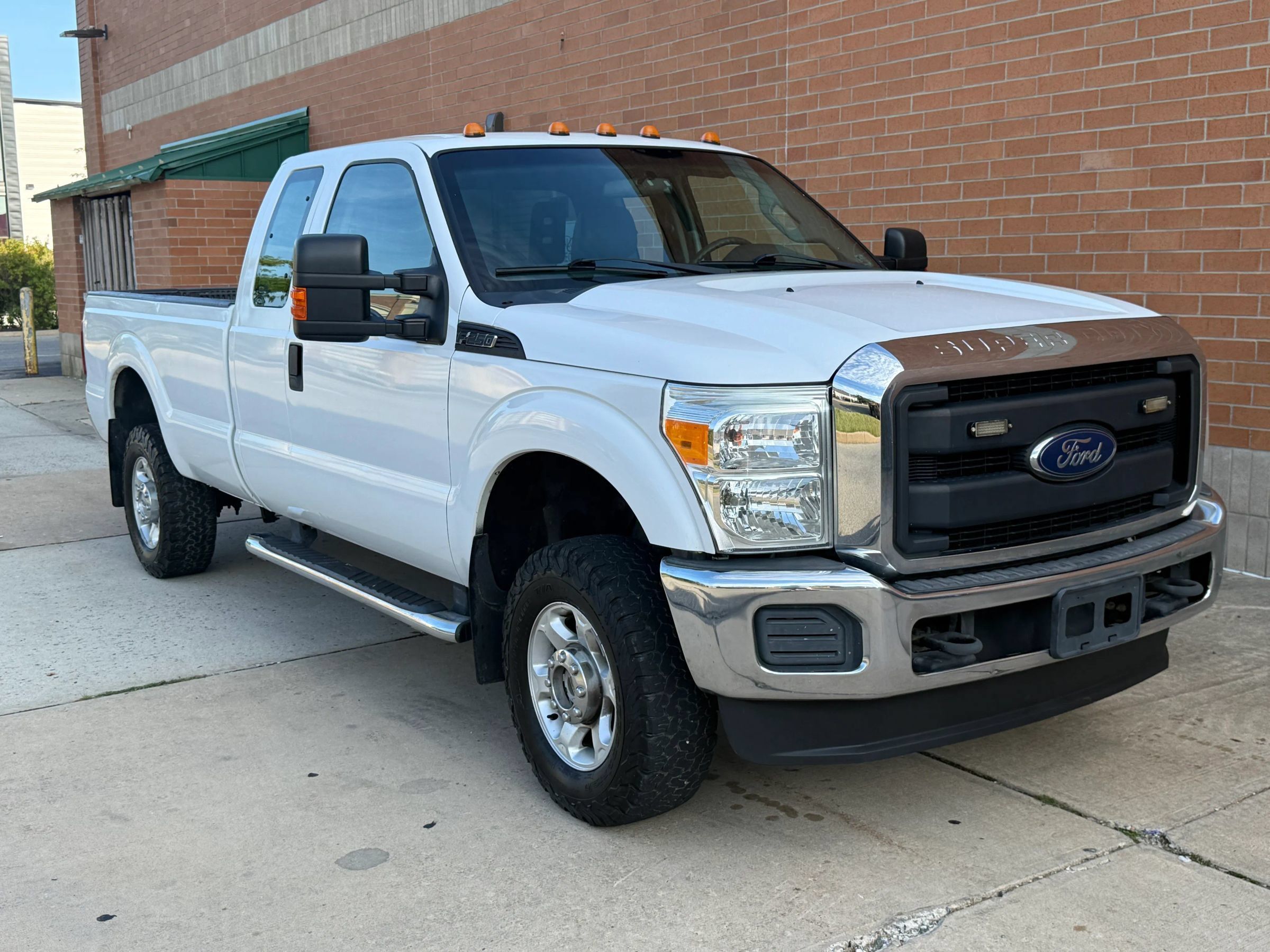 Used 2016 Ford F250 XL w/ XL Appearance Package AWD/4WD image 1