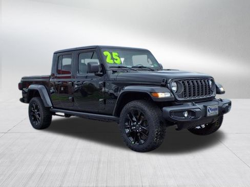 New 2025 Jeep Gladiator Sport image 2