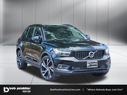 Used 2021 Volvo XC40 T5 R-Design w/ Advanced Package AWD/4WD image 1