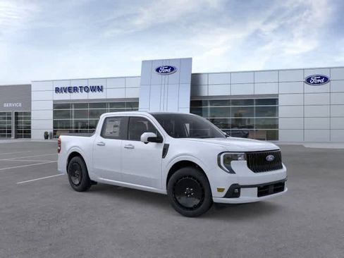 New 2026 Ford Maverick Lobo image 7