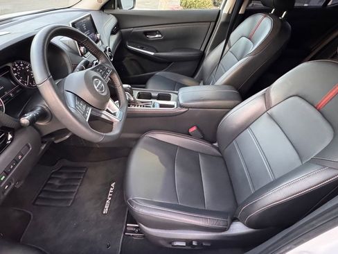 Certified 2022 Nissan Sentra SR w/ SR Premium Package image 11