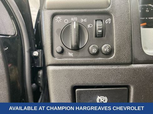 Used 2011 GMC Canyon SLE AWD/4WD image 24