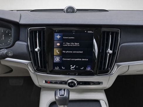 Used 2017 Volvo V90 T6 Cross Country AWD/4WD image 17