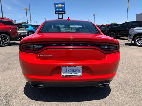 Used 2023 Dodge Charger SXT RWD image 6
