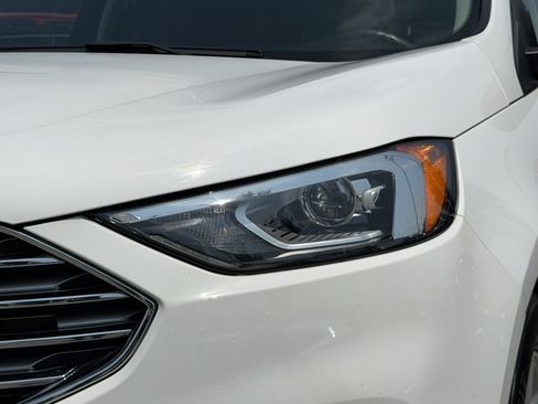 Used 2020 Ford Edge SE FWD image 6