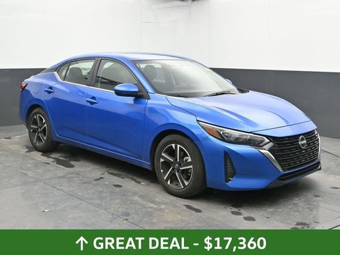 Used 2025 Nissan Sentra SV image 4