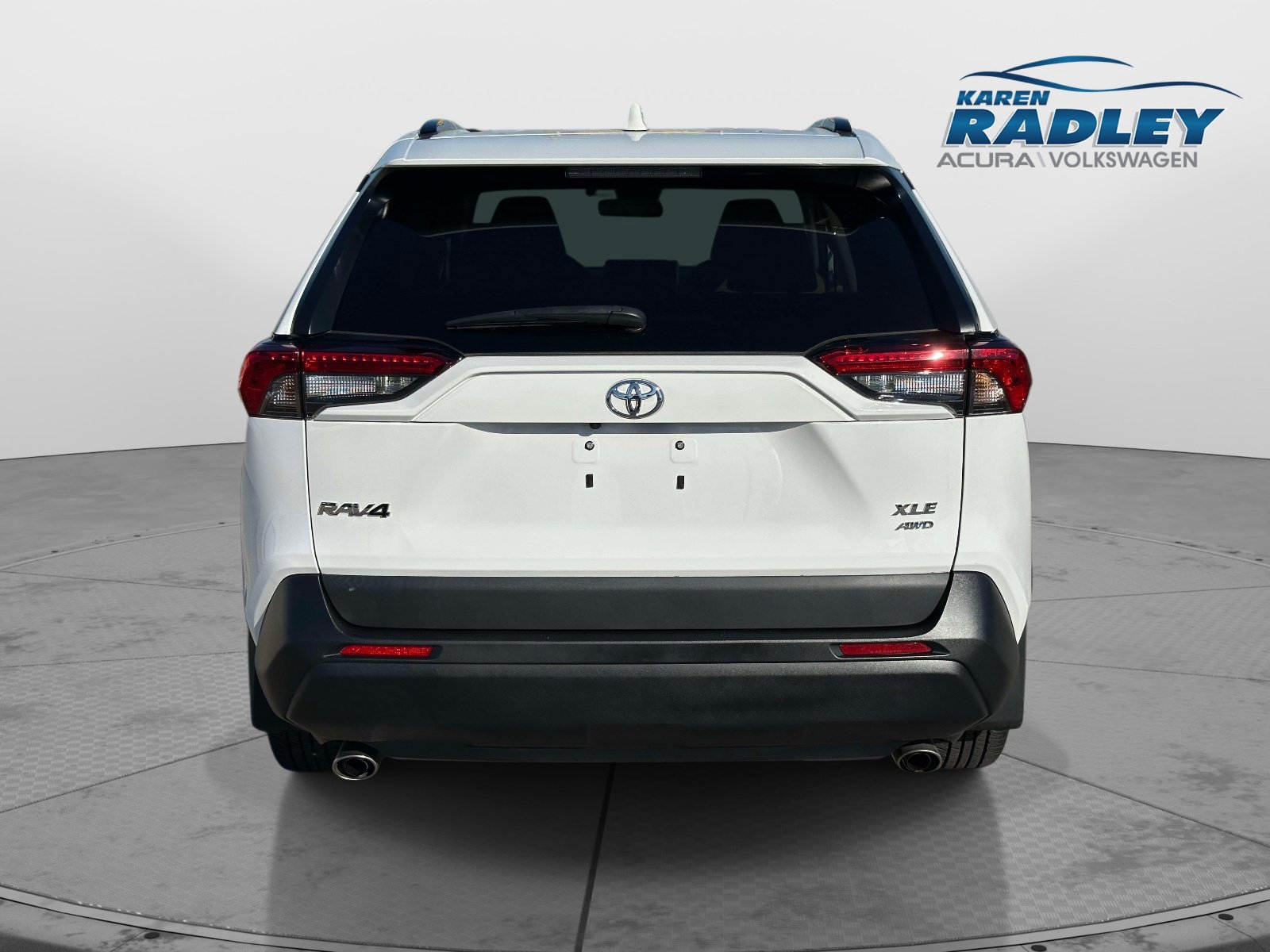 Used 2023 Toyota RAV4 XLE w/ Convenience Package AWD/4WD image 3