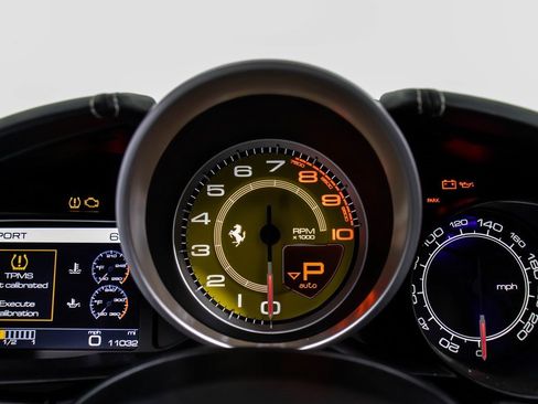 Certified 2017 Ferrari California T image 40