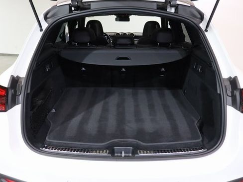 Used 2025 Mercedes-Benz GLC 350e 4MATIC w/ AMG Line image 27