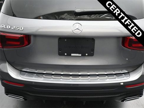 Certified 2024 Mercedes-Benz GLB 250 image 12