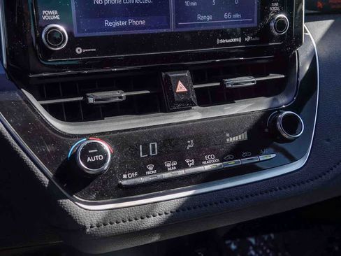 Used 2022 Toyota Corolla XSE image 21