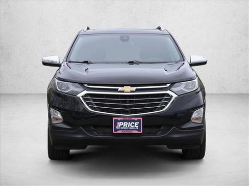 Used 2018 Chevrolet Equinox Premier AWD/4WD image 2