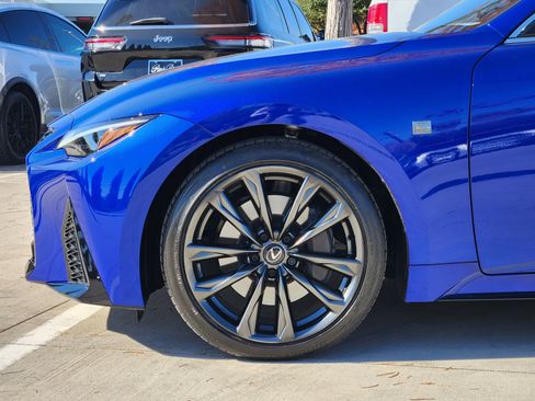 Certified 2025 Lexus IS 350 F Sport image 10