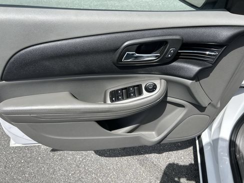 Used 2015 Chevrolet Malibu LS w/ Protection Package FWD image 19