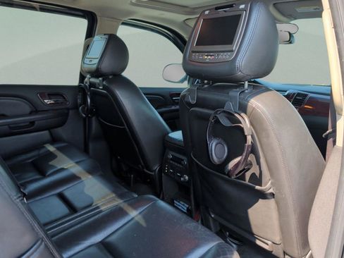 Used 2008 Cadillac Escalade EXT AWD/4WD image 47