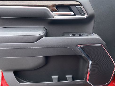 New 2025 GMC Sierra 1500 Elevation image 47